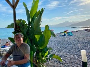 1840B644-60B7-465D-AA6A-55F000E0857C 4 5005 c