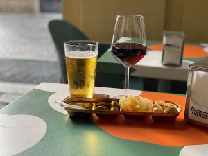 3A0DB31F-C362-476E-97BD-8A37D964B282