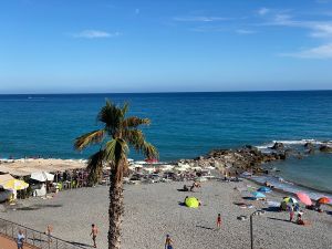 44A32CF6-A956-4080-99AC-3C8235F4DD40