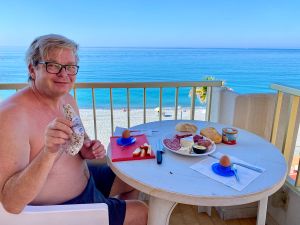 5022767B-93EC-4FE4-A2FD-0A7746A158C6