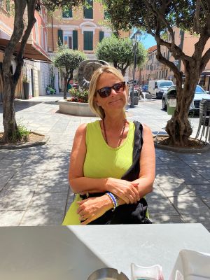 90433EBE-1386-48C4-8A79-8BE384954A3B