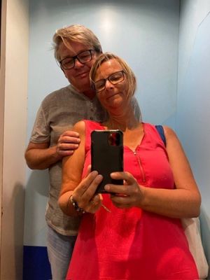 9C4D762F-C6BF-4CC2-9A9A-947D08E849FC 4 5005 c