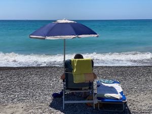 A4F18A24-5209-4390-828A-E3A8085C7A1A