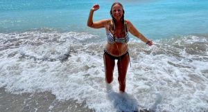 C1903619-FF8C-44AF-A39C-EB27917594A9 4 5005 c