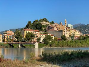 C1A28C04-A761-421E-B22F-92631C79AEC5