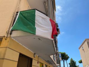 DD06841D-2318-4E36-AC9F-F58275205697